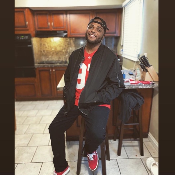 Meet your Posher, Joey - Picture 4 of 4